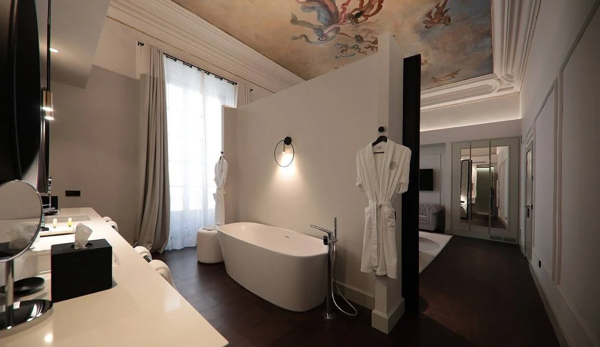 Estiluz in Summum Prime Boutique Hotel